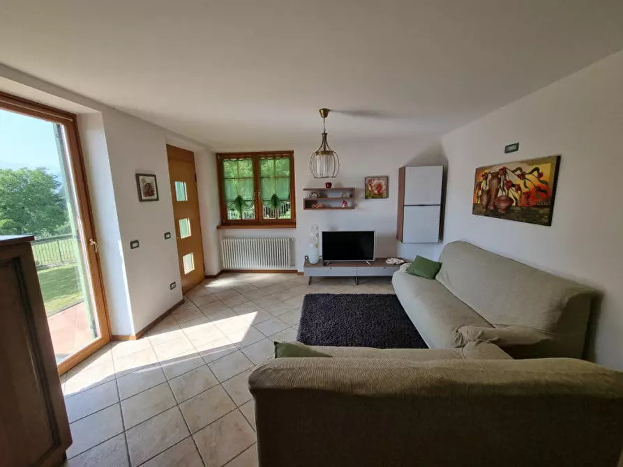 Immagine 6 di Appartamento in vendita  a Romeno