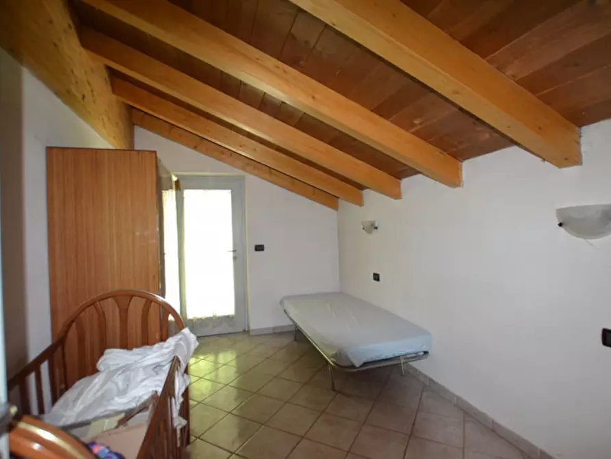 Immagine 24 di Villa in vendita  a Borgo D'anaunia