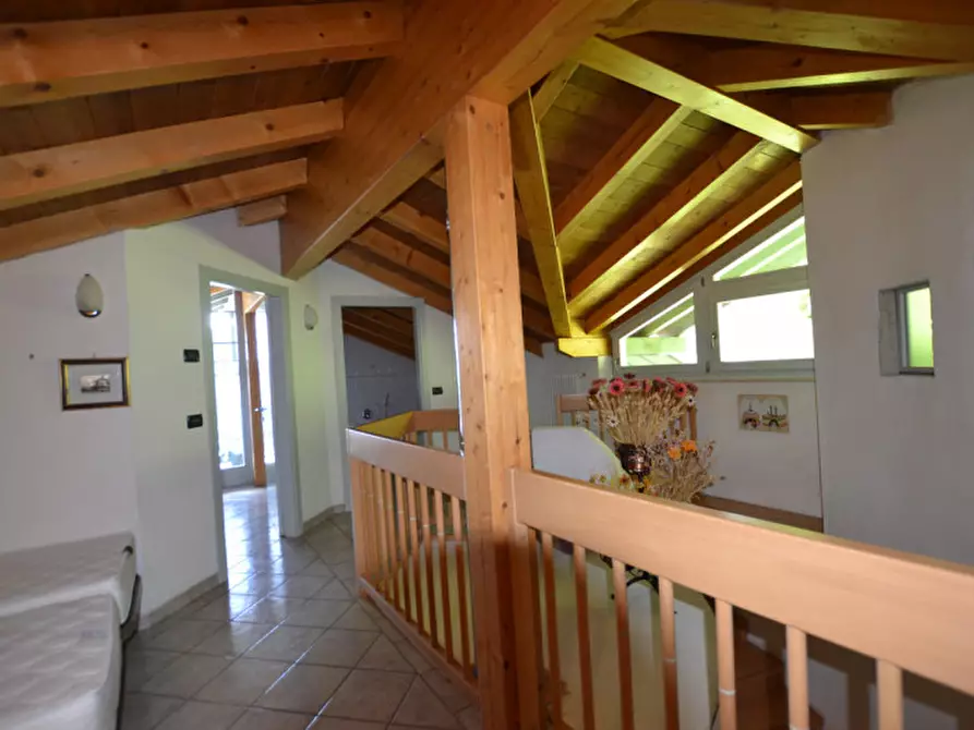 Immagine 26 di Villa in vendita  a Borgo D'anaunia