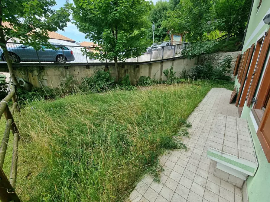 Immagine 3 di Appartamento in vendita  a Borgo D'anaunia