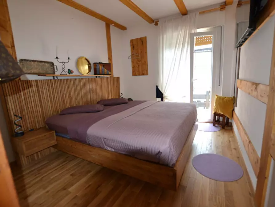 Immagine 6 di Appartamento in vendita  a Ronzone