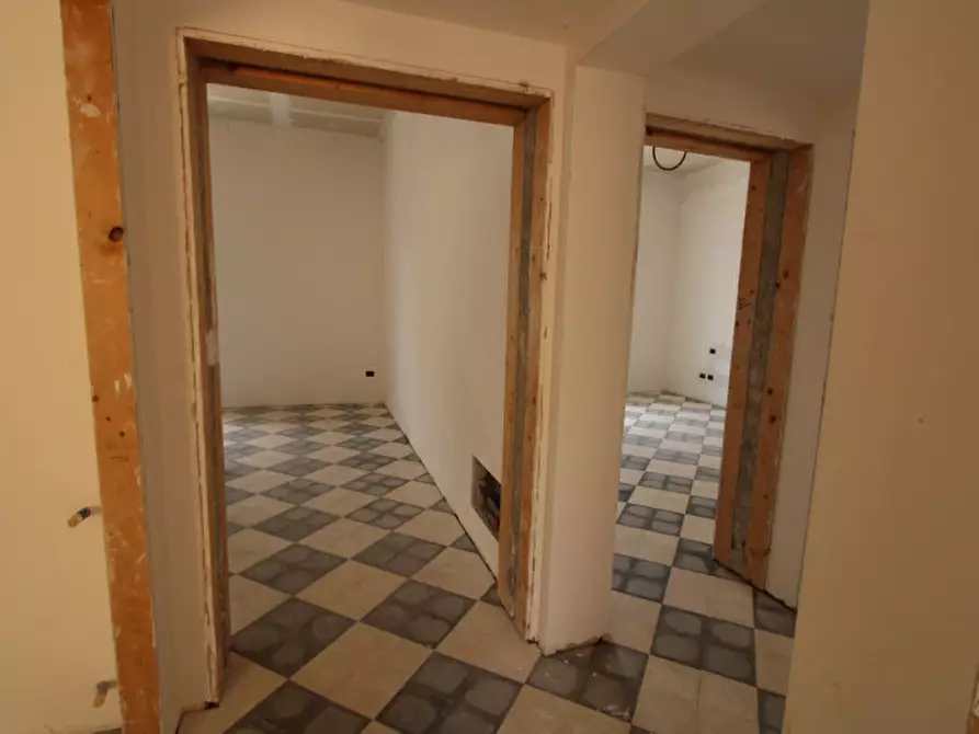 Immagine 3 di Appartamento in vendita  in via lenzi 1 a Messina