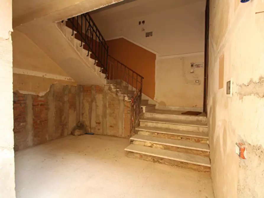 Immagine 9 di Appartamento in vendita  in via lenzi 1 a Messina