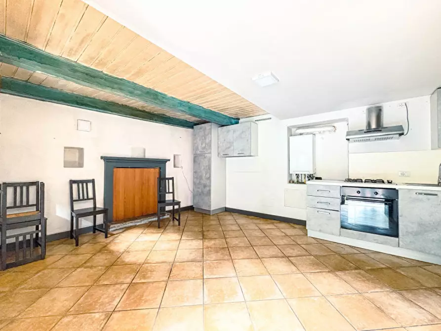 Immagine 5 di Villetta a schiera in vendita  in Via Roma 37 a Valstrona