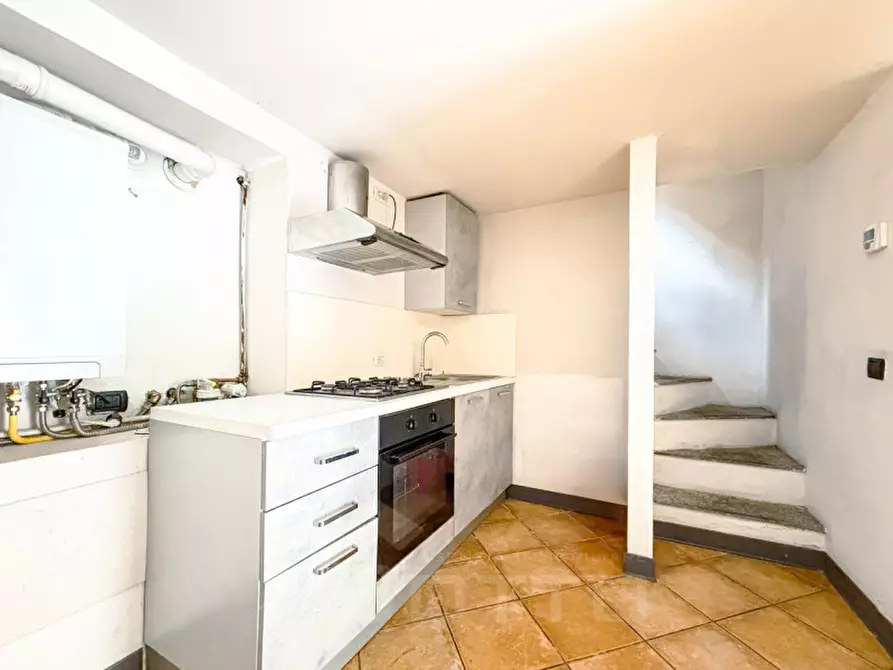 Immagine 7 di Villetta a schiera in vendita  in Via Roma 37 a Valstrona