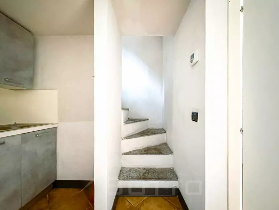 Immagine 11 di Villetta a schiera in vendita  in Via Roma 37 a Valstrona