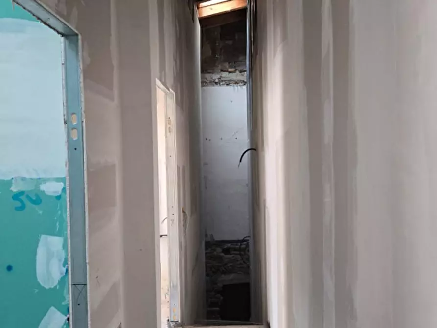 Immagine 16 di Casa indipendente in vendita  in Strada Imbriani, 60 a Parma