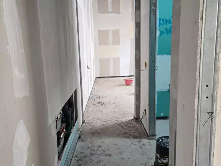 Immagine 18 di Casa indipendente in vendita  in Strada Imbriani, 60 a Parma