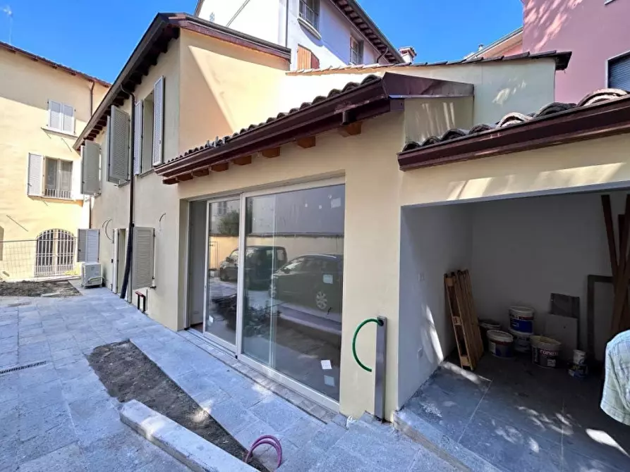 Immagine 4 di Casa indipendente in vendita  in Strada Imbriani, 60 a Parma