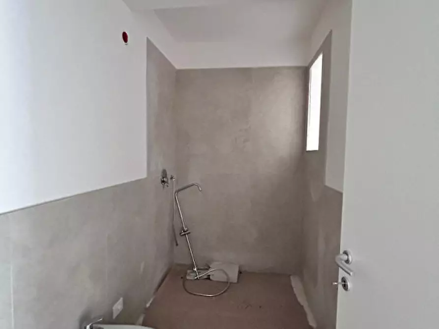 Immagine 15 di Casa indipendente in vendita  in Strada Imbriani, 60 a Parma