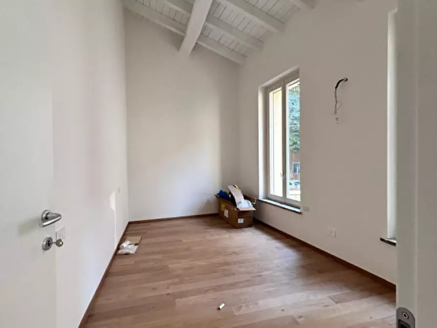 Immagine 25 di Casa indipendente in vendita  in Strada Imbriani, 60 a Parma