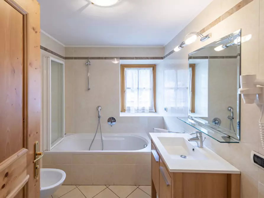 Immagine 2 di Appartamento in vendita  in Strada Micurá de Rü a Badia .Abtei.