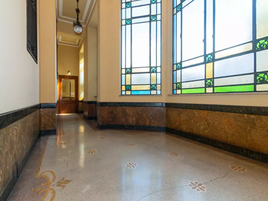 Immagine 1 di Ufficio in vendita  in Via Luigi Cibrario 30 bis a Torino