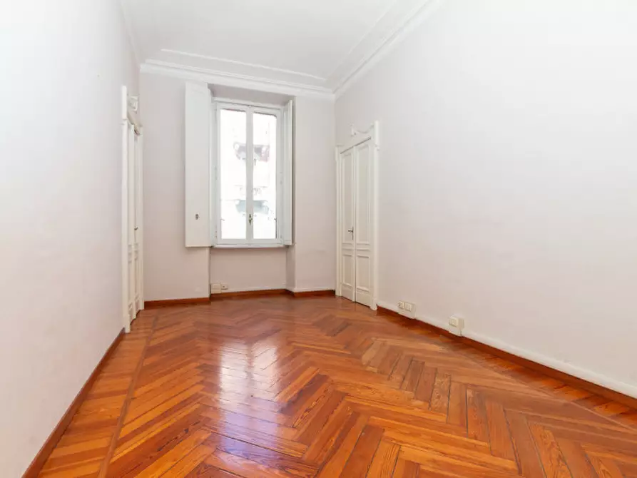 Immagine 11 di Ufficio in vendita  in Via Luigi Cibrario 30 bis a Torino