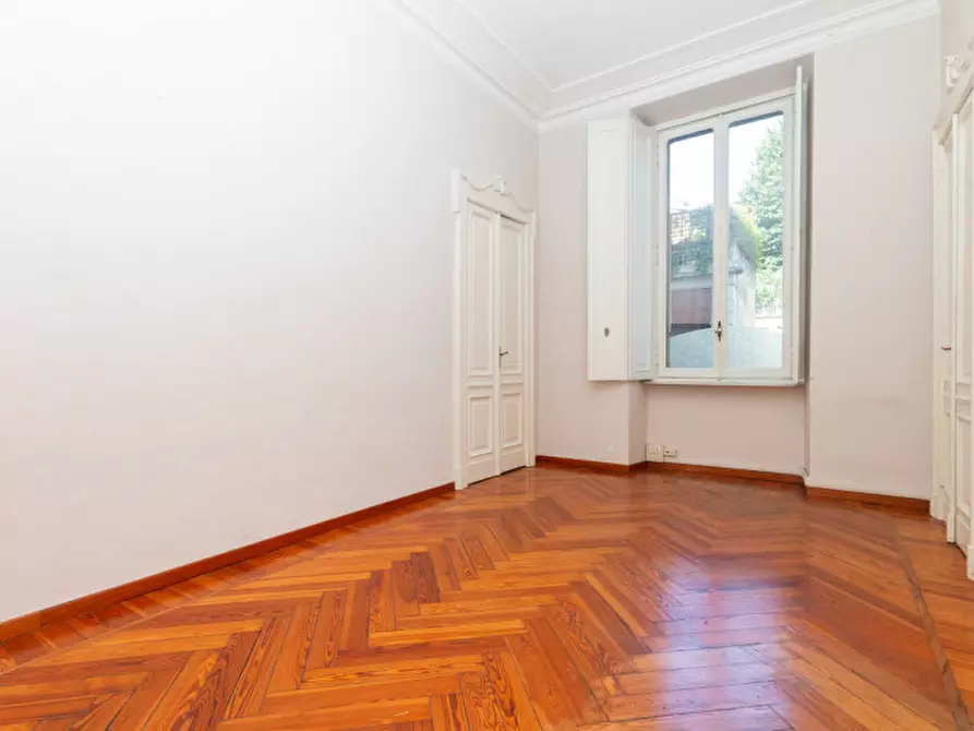 Immagine 12 di Ufficio in vendita  in Via Luigi Cibrario 30 bis a Torino