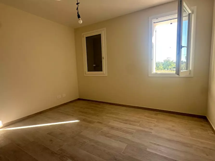 Immagine 10 di Villa in vendita  in VIA STRADELLO ASCARI a Carpi