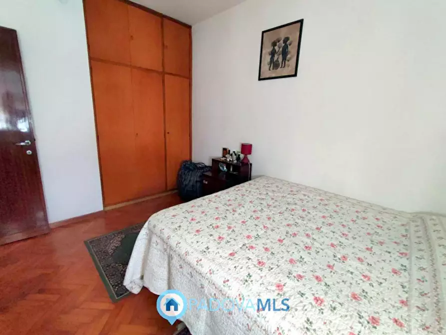 Immagine 10 di Appartamento in vendita  in Via Francesco Dorighello a Padova