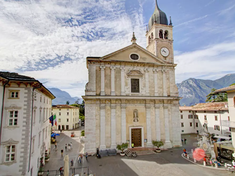 Immagine 9 di Appartamento in vendita  in Piazza 3 Novembre a Arco