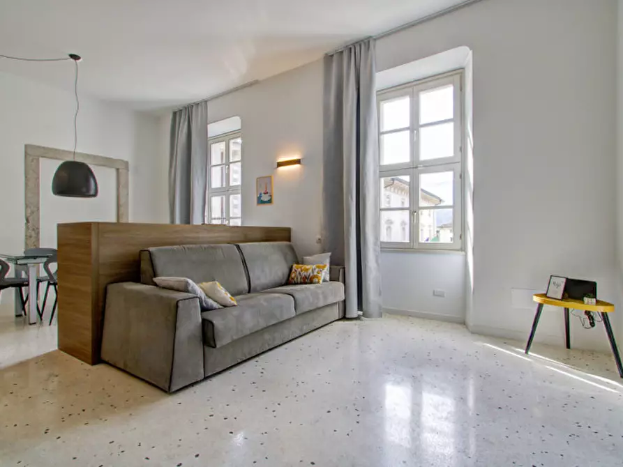 Immagine 11 di Appartamento in vendita  in Piazza 3 Novembre a Arco