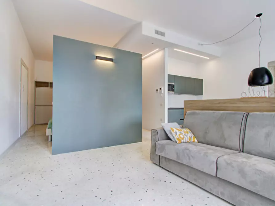 Immagine 13 di Appartamento in vendita  in Piazza 3 Novembre a Arco