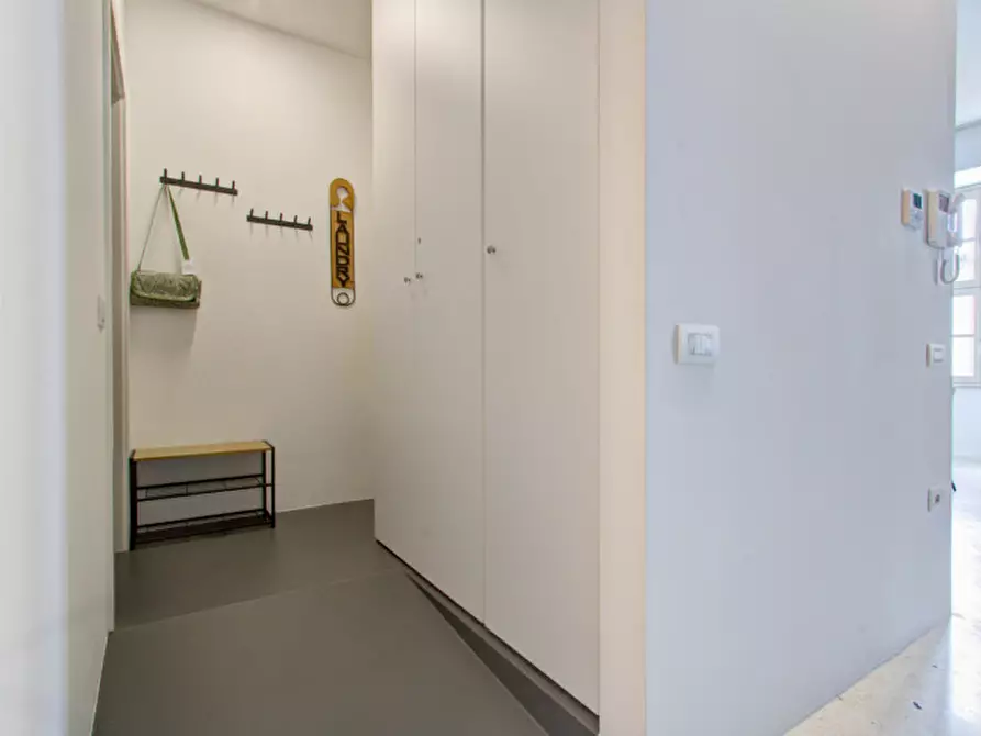 Immagine 19 di Appartamento in vendita  in Piazza 3 Novembre a Arco