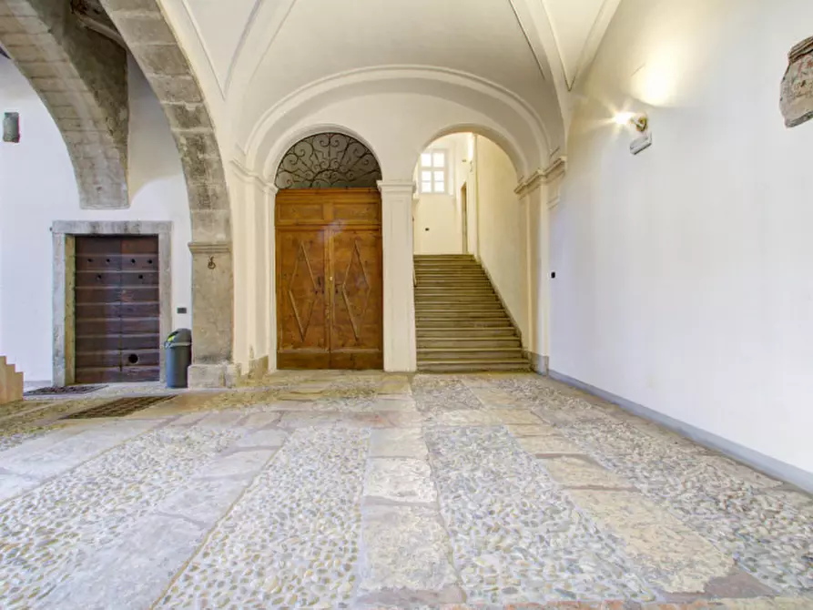 Immagine 26 di Appartamento in vendita  in Piazza 3 Novembre a Arco