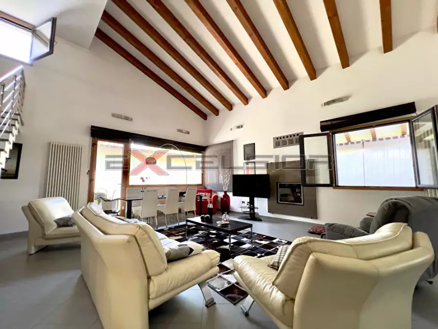 Immagine 3 di Villa in vendita  in Via G. Matteotti n.20 bis - Cavarzere (VE) a Cavarzere