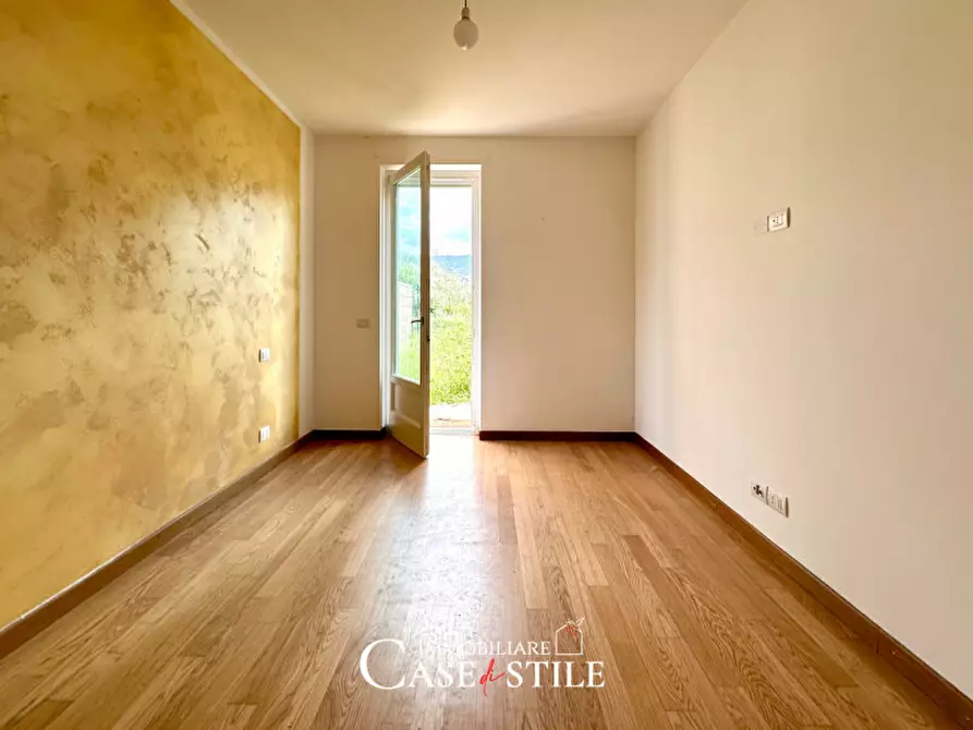 Immagine 10 di Appartamento in vendita  in Via dei Molini a Sarzana