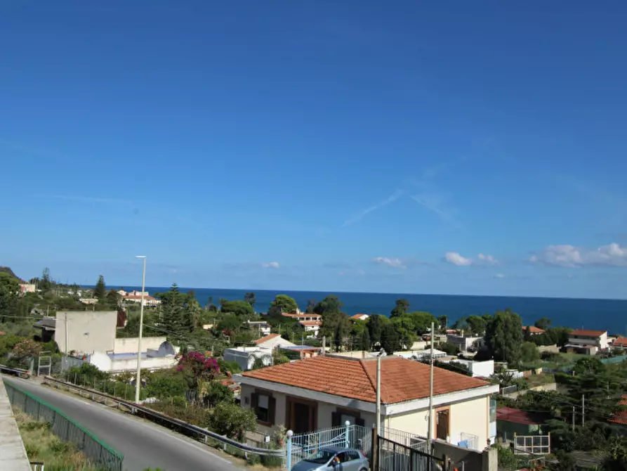 Immagine 1 di Villa in vendita  in Contrada Casa Bianca a Messina