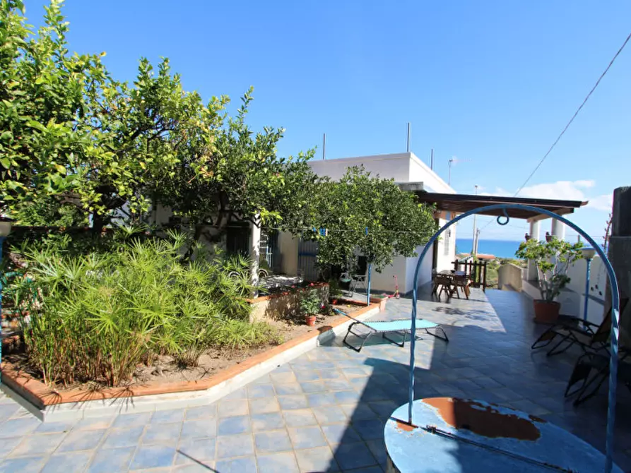 Immagine 21 di Villa in vendita  in Contrada Casa Bianca a Messina