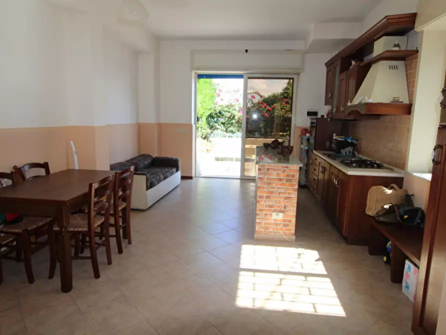 Immagine 29 di Villa in vendita  in Contrada Casa Bianca a Messina