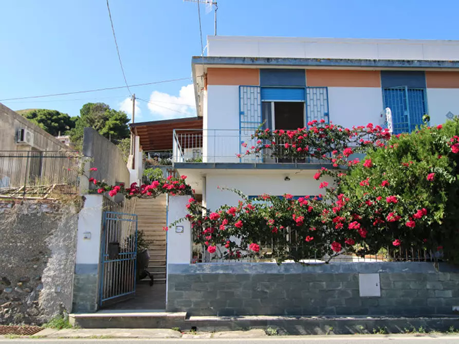 Immagine 32 di Villa in vendita  in Contrada Casa Bianca a Messina