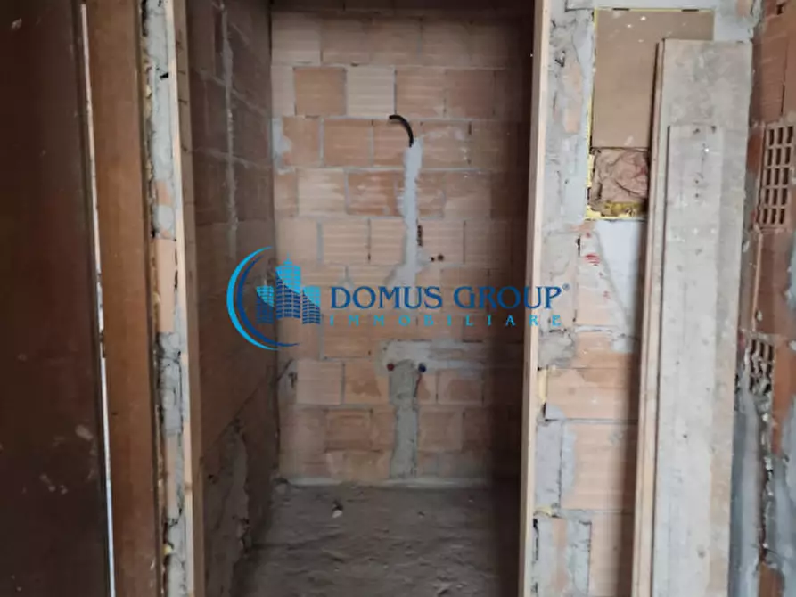 Immagine 5 di Villa in vendita  in Via Beinasco a Roma