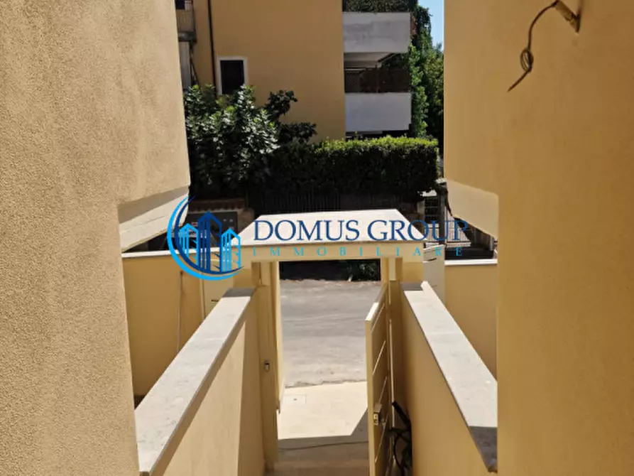 Immagine 8 di Villa in vendita  in Via Beinasco a Roma