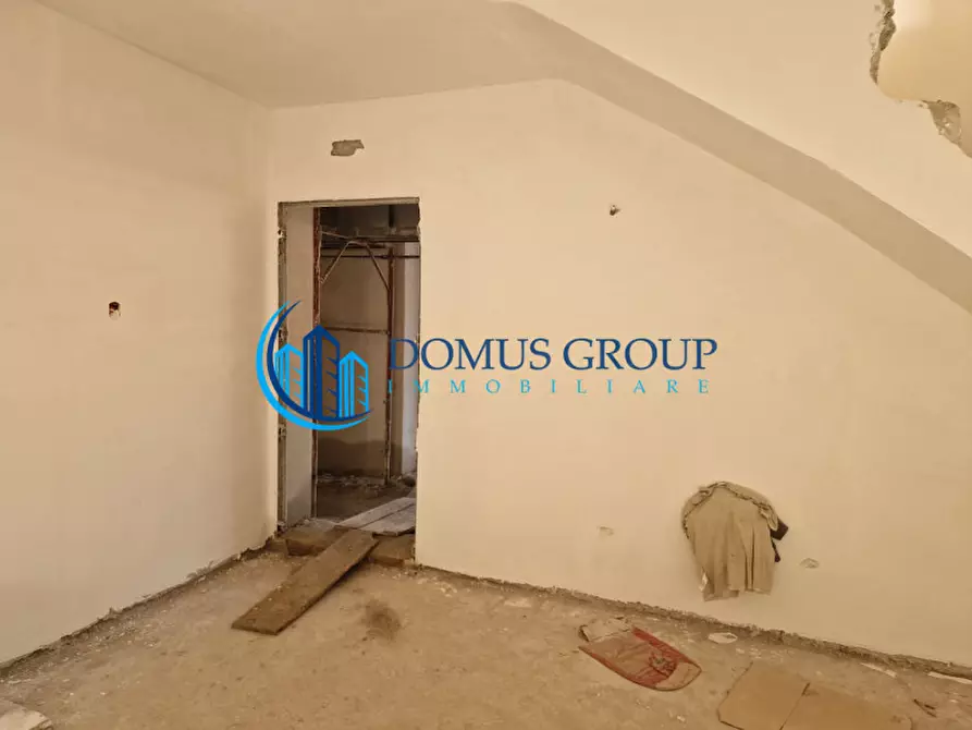 Immagine 10 di Villa in vendita  in Via Beinasco a Roma