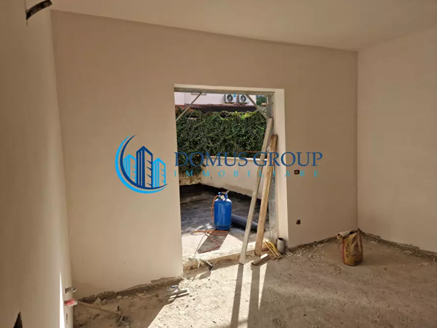 Immagine 14 di Villa in vendita  in Via Beinasco a Roma