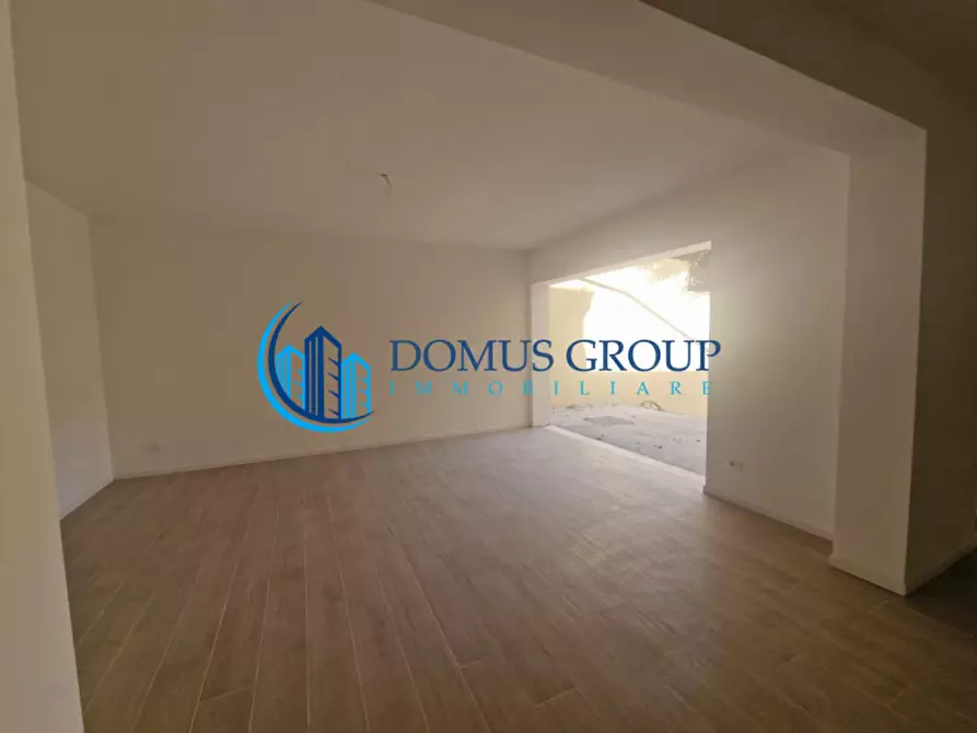 Immagine 14 di Villa in vendita  in Via Beinasco a Roma