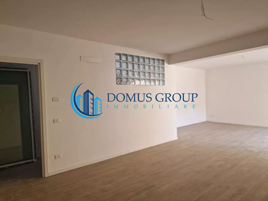 Immagine 19 di Villa in vendita  in Via Beinasco a Roma