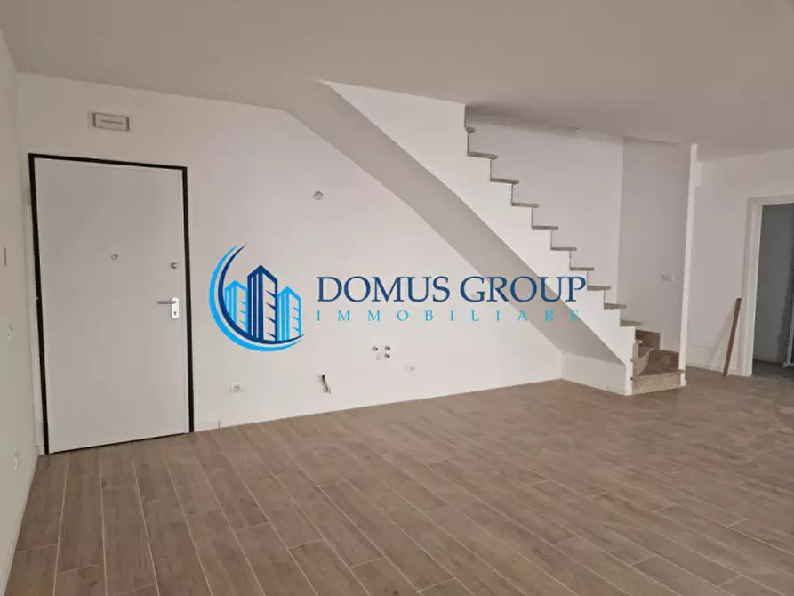 Immagine 22 di Villa in vendita  in Via Beinasco a Roma