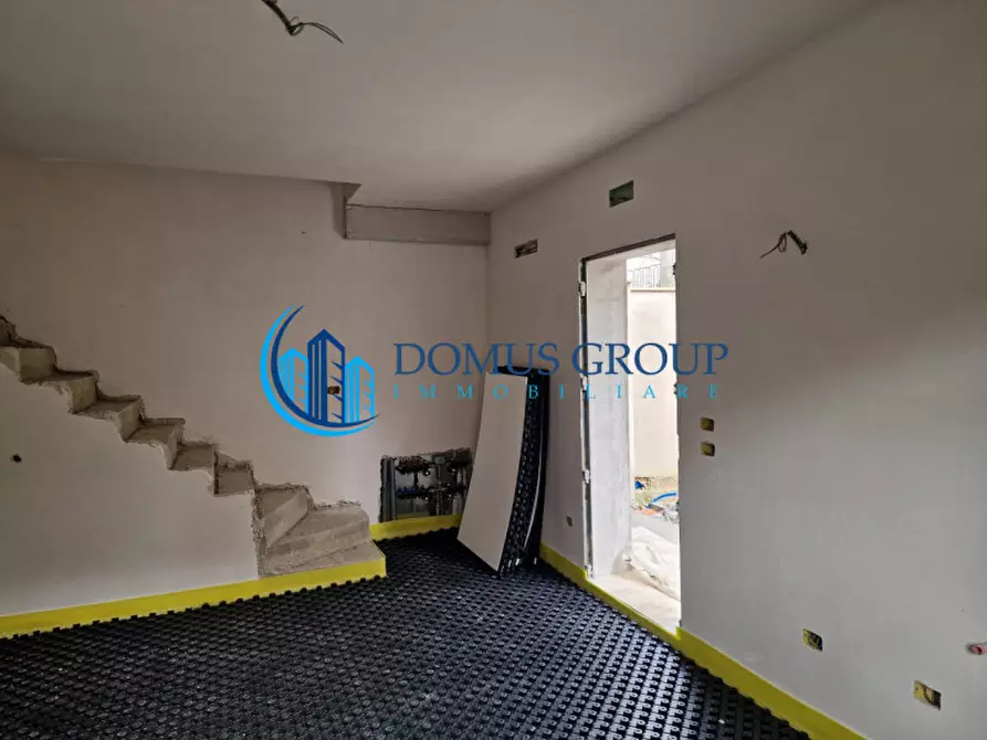 Immagine 23 di Villa in vendita  in Via Beinasco a Roma