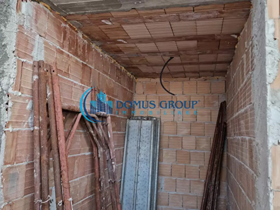 Immagine 25 di Villa in vendita  in Via Beinasco a Roma