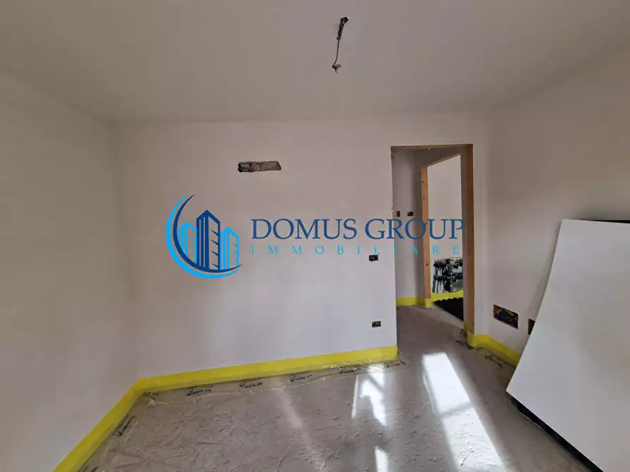 Immagine 30 di Villa in vendita  in Via Beinasco a Roma