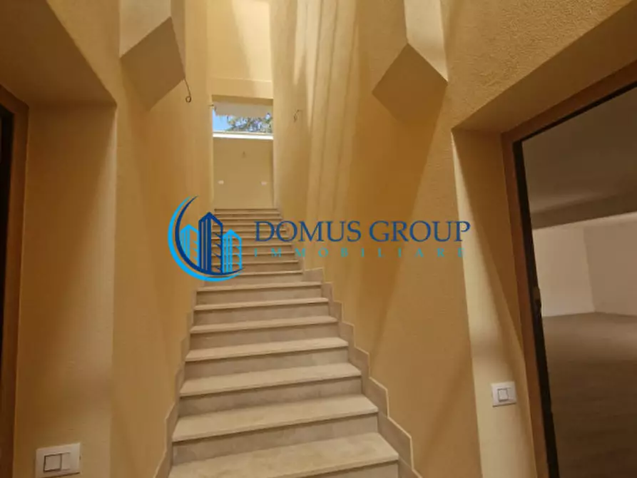 Immagine 30 di Villa in vendita  in Via Beinasco a Roma