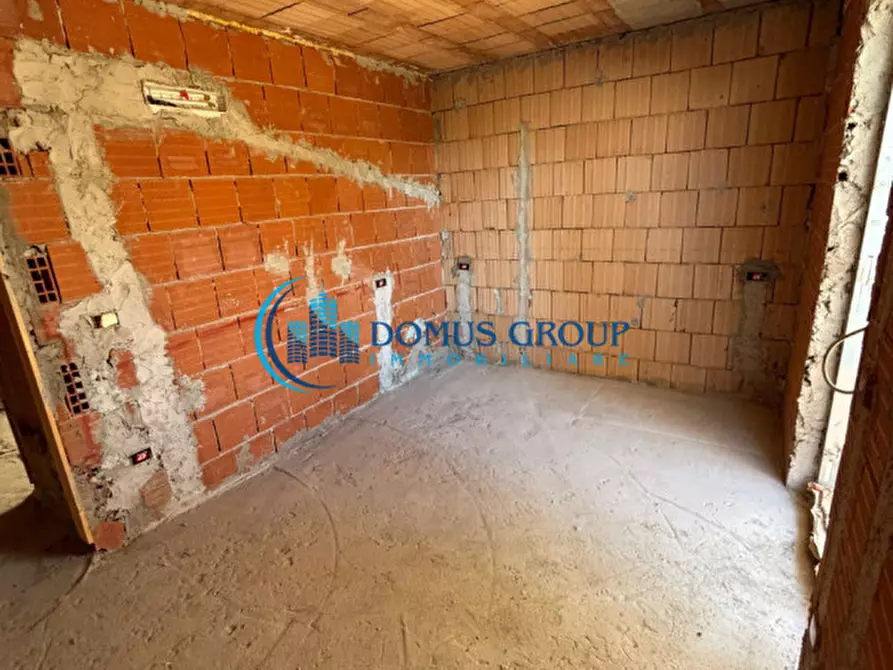 Immagine 39 di Villa in vendita  in Via Beinasco a Roma