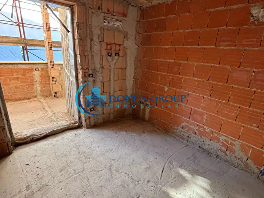 Immagine 41 di Villa in vendita  in Via Beinasco a Roma