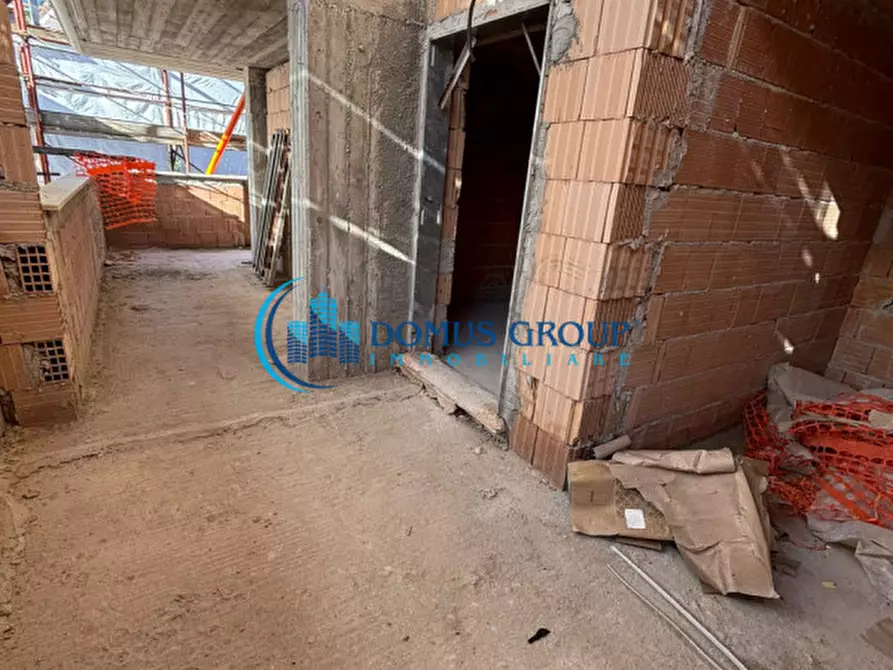 Immagine 43 di Villa in vendita  in Via Beinasco a Roma