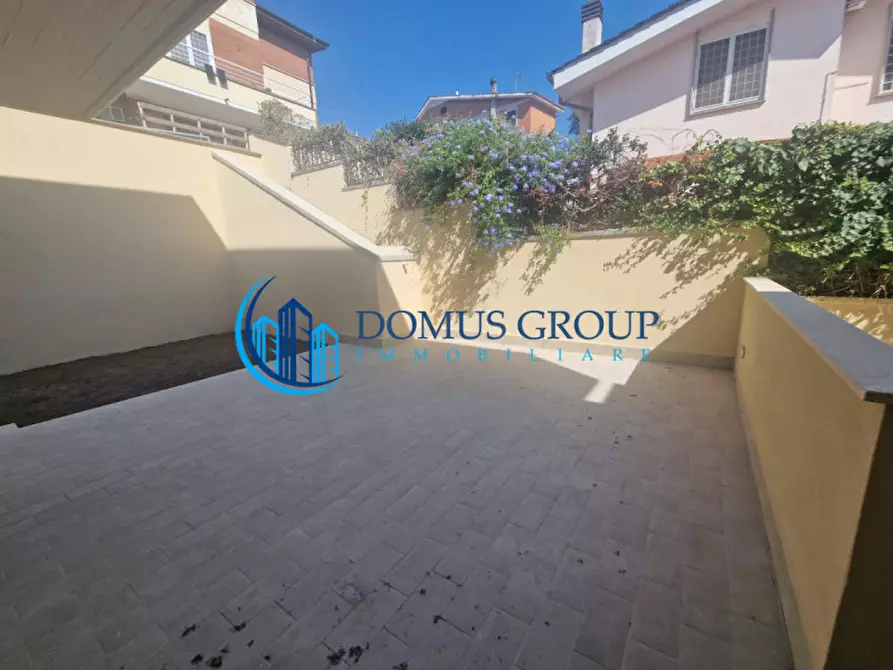 Immagine 46 di Villa in vendita  in Via Beinasco a Roma