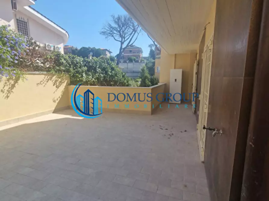 Immagine 49 di Villa in vendita  in Via Beinasco a Roma