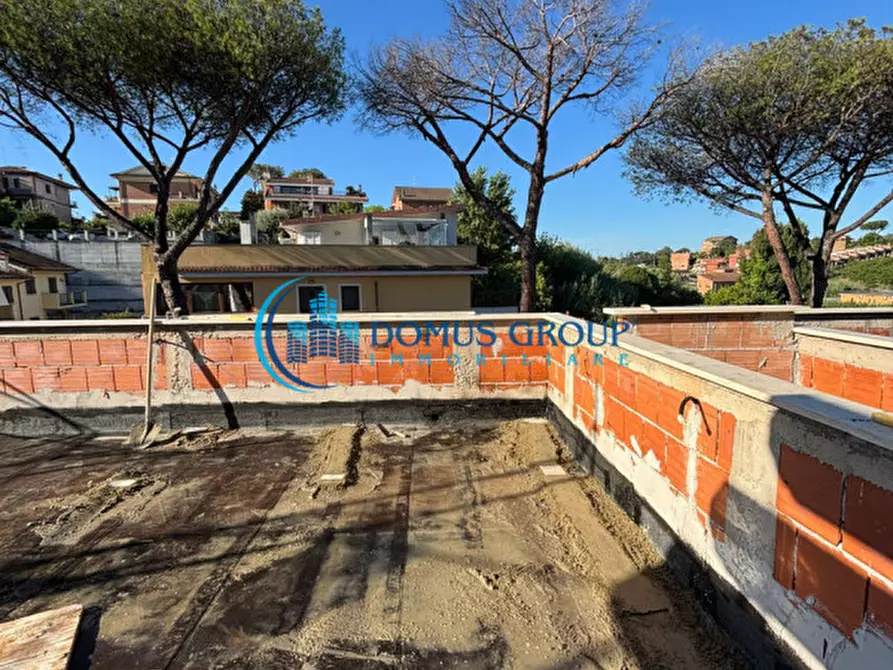 Immagine 50 di Villa in vendita  in Via Beinasco a Roma