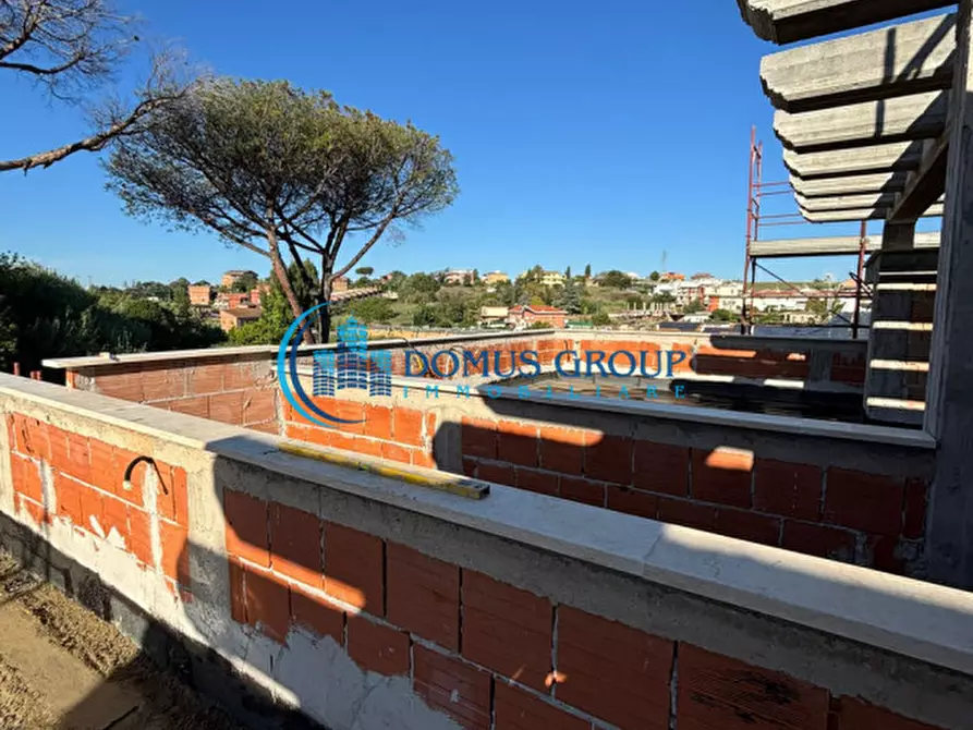 Immagine 51 di Villa in vendita  in Via Beinasco a Roma